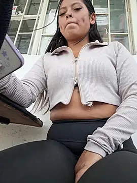 LunaHot 777 online show from 11/17/25, 06:24