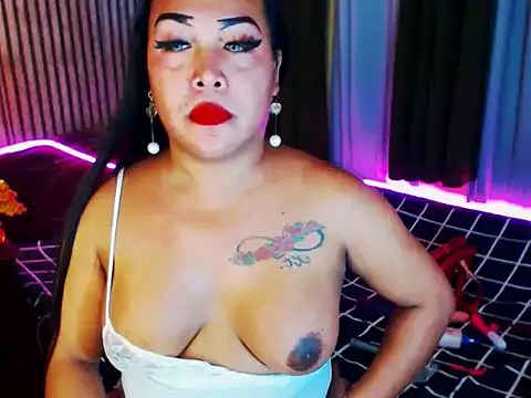 CumFactoryLuna online show from 06/17/26, 12:07
