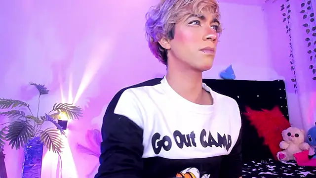 Cooperrosscute233 online show from 02/16/26, 10:00