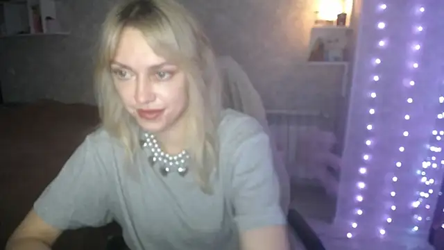 NickyAdamidi online show from 11/08/25, 04:51