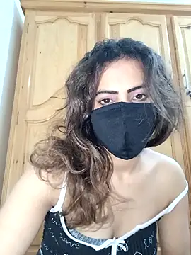 ghadiraa online show from 02/20/26, 11:49