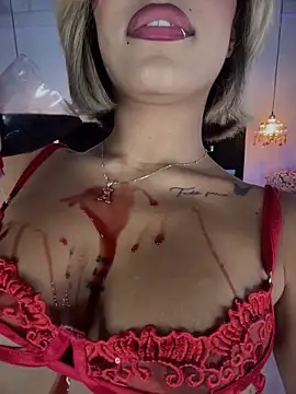 MystiqueXXX online show from 03/25/26, 01:17