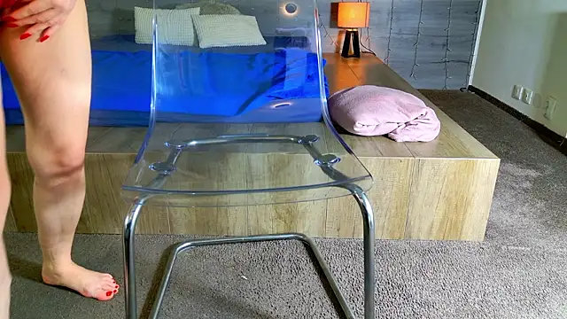 Snapshot of foxxy_milf chatting on 01/15/26, 08:56 foxxy milf online show from 01/15/26, 08:56