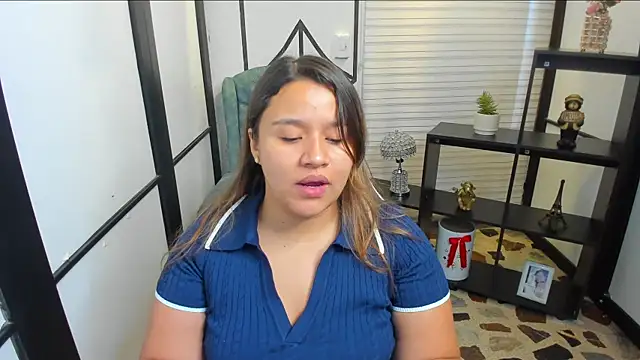 ElaBourn  online show from 12/18/25, 02:01