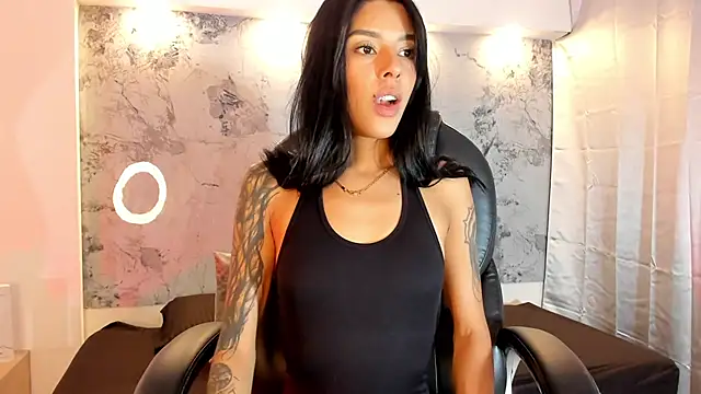 julietha03 online show from 07/24/26, 11:14
