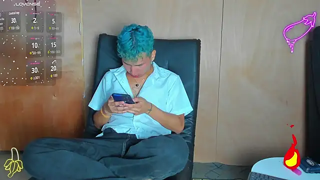 spicy adonhis online show from 10/12/25, 10:58