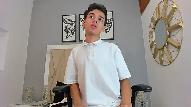 owen  johnson online show from 09/28/25, 11:48