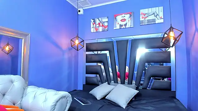 lilyth adam online show from 11/26/25, 01:28