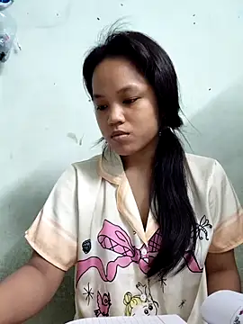 Snapshot of BabySweet-18 chatting on 04/19/26, 06:54 BabySweet-18 online show from 04/19/26, 06:54