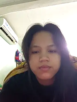 Snapshot of BabySweet-18 chatting on 05/17/26, 05:16 BabySweet-18 online show from 05/17/26, 05:16