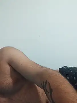 Ynsemr online show from 09/28/25, 09:42