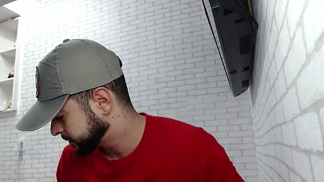 BombeiroHotx online show from 02/13/26, 07:32