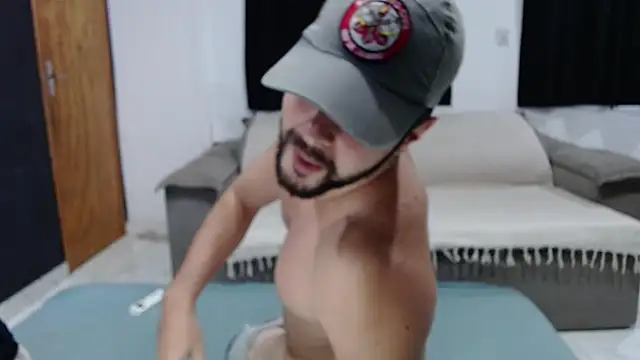 BombeiroHotx online show from 02/24/26, 08:51