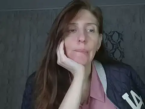 CandiCole online show from 10/17/25, 03:31