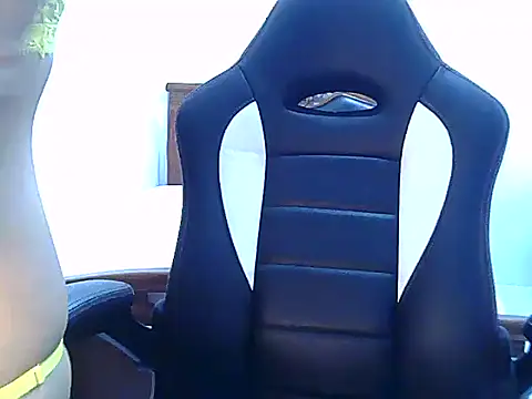 lovelynie123 online show from 09/21/25, 09:05