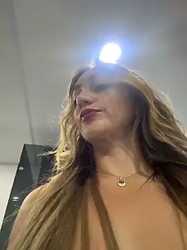 Ninabigtitied online show from 03/15/26, 12:38