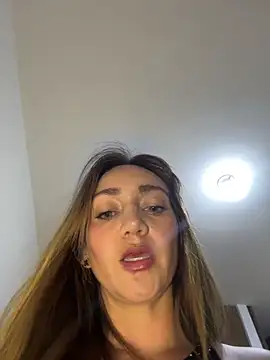 Ninabigtitied online show from 05/10/26, 03:44