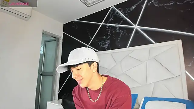 AerumChae online show from 04/08/26, 12:27