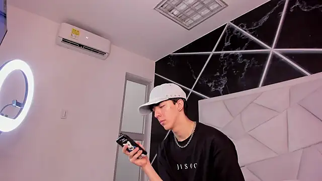 AerumChae online show from 05/05/26, 12:02