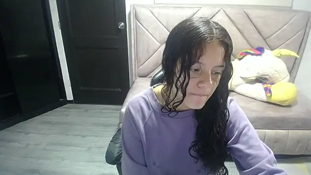 Velvet Moon V online show from 10/16/25, 01:23