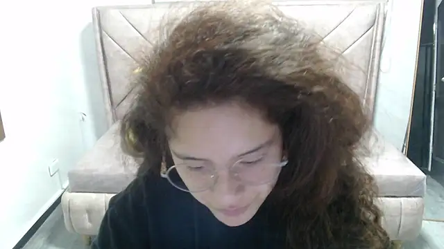 Velvet Moon V online show from 11/11/25, 01:11