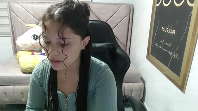 Velvet Moon V online show from 11/29/25, 01:14