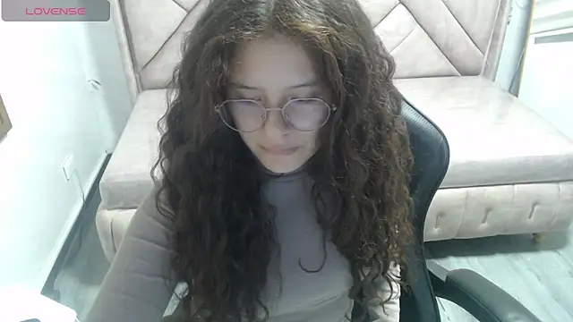 Velvet Moon V online show from 03/30/26, 07:37