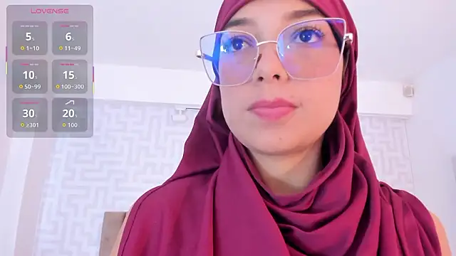 naishaa  online show from 02/02/26, 06:50