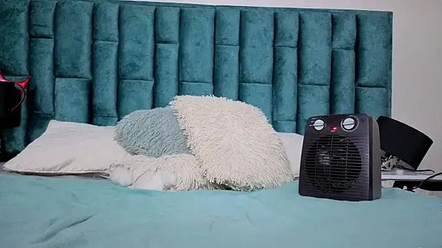 Emma Foxi online show from 02/27/26, 08:20