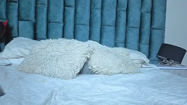 Emma Foxi online show from 03/19/26, 08:13