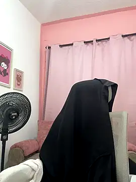 SeraphineCute online show from 09/15/25, 10:21