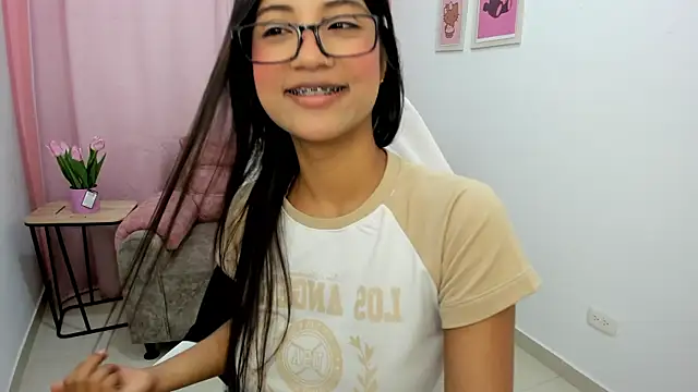 SeraphineCute online show from 09/30/25, 07:19