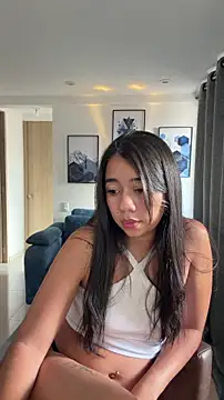 Lily June online show from 04/18/26, 07:58