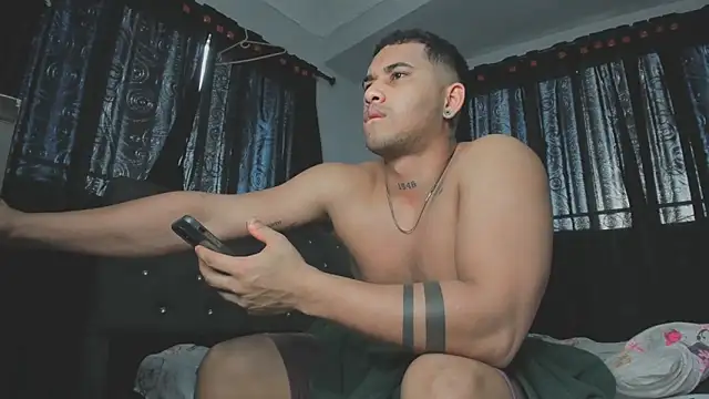 Snapshot of evan_hardy chatting on 09/26/25, 09:19 evan hardy online show from 09/26/25, 09:19