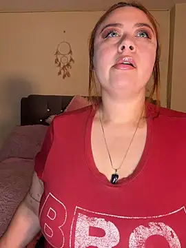 Snapshot of maddy_Bloomm chatting on 03/04/26, 06:36 maddy Bloomm online show from 03/04/26, 06:36