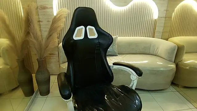 scarlettvixen r online show from 09/08/25, 08:30