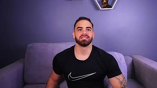 Paul Phoenix online show from 12/15/25, 08:24