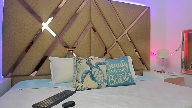 BelhaLawuo online show from 11/26/25, 04:30