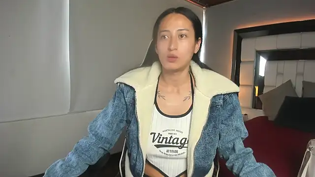 Adhara7 online show from 11/12/25, 07:24