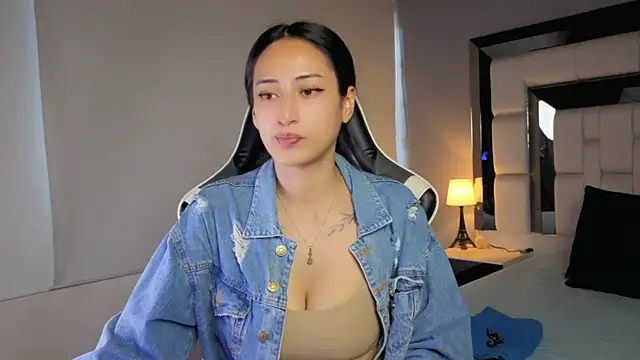 Adhara7 online show from 03/20/26, 09:41