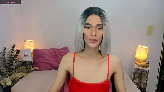 tsmokemachine online show from 10/29/25, 05:47