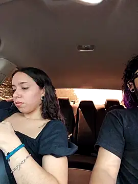 daddysgoodgrl215 online show from 09/18/25, 07:05