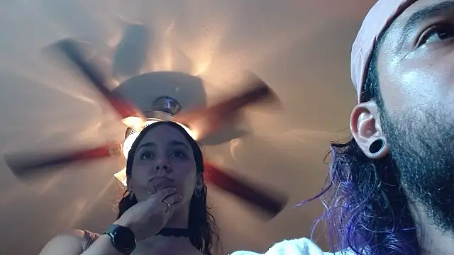 daddysgoodgrl215 online show from 09/22/25, 12:23