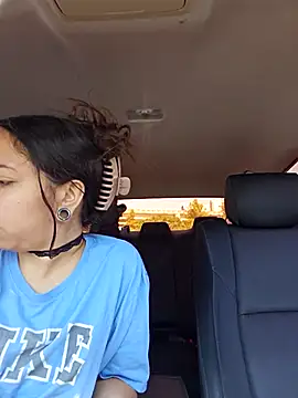 daddysgoodgrl215 online show from 09/25/25, 05:49