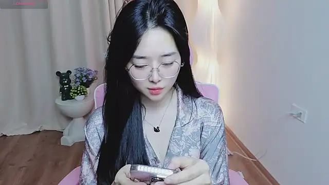 Miu-999 online show from 12/19/25, 02:13