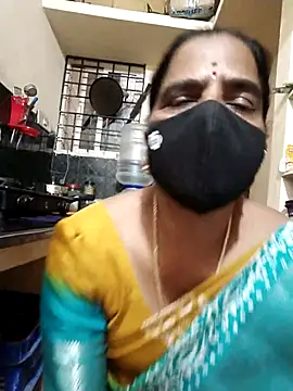 Snapshot of Darshini-Lovely chatting on 09/18/25, 07:10 Darshini-Lovely online show from 09/18/25, 07:10