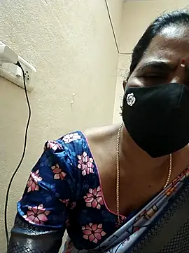 Snapshot of Darshini-Lovely chatting on 09/24/25, 06:28 Darshini-Lovely online show from 09/24/25, 06:28