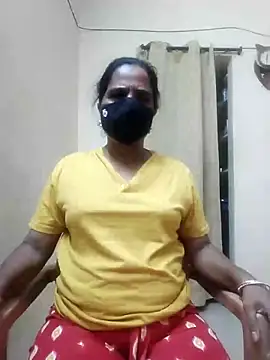 Snapshot of Darshini-Lovely chatting on 09/25/25, 09:57 Darshini-Lovely online show from 09/25/25, 09:57