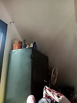 Snapshot of babyjunee12 chatting on 02/22/26, 10:25 babyjunee12 online show from 02/22/26, 10:25