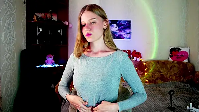 Snapshot of Luntryy chatting on 09/12/25, 08:58 Luntryy online show from 09/12/25, 08:58